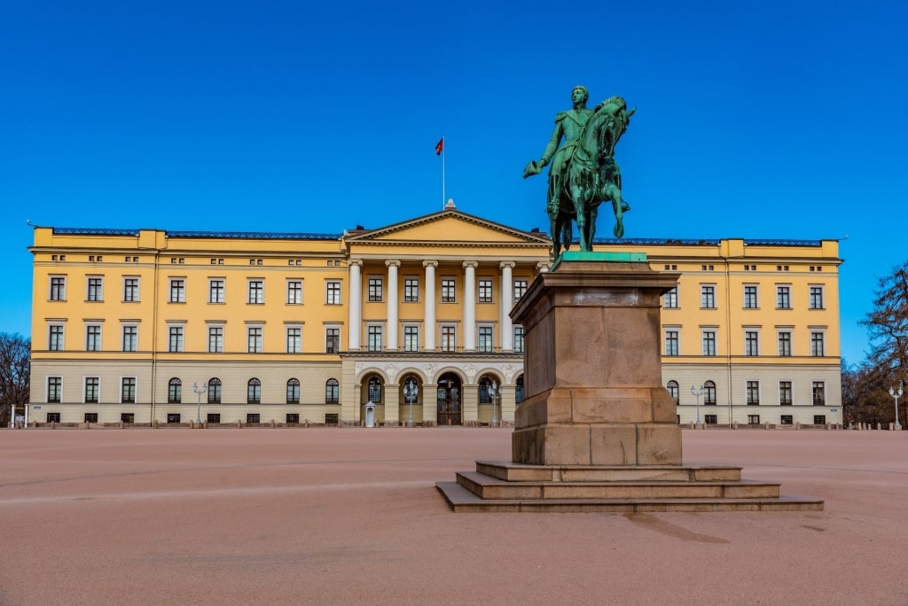 Beautiful Royal Palace in Oslo