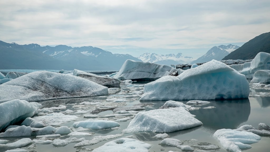 Massive ice formations of Knik Glacier