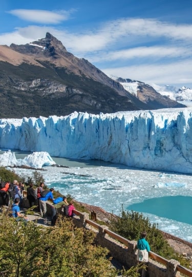 People sightseeing at Perito Moreno