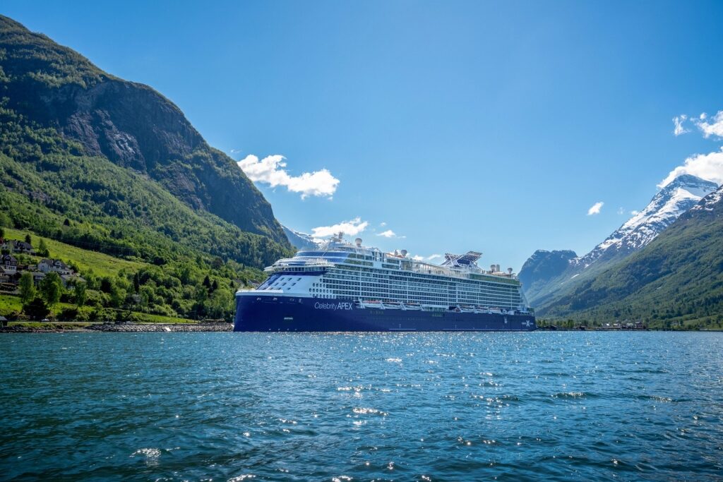 Best time to book a cruise - Olden, Norway