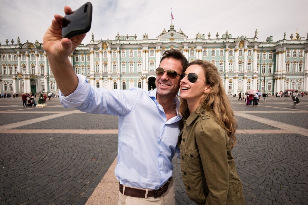 Couple taking a picture on Baltic cruise excursions to the Hermitage