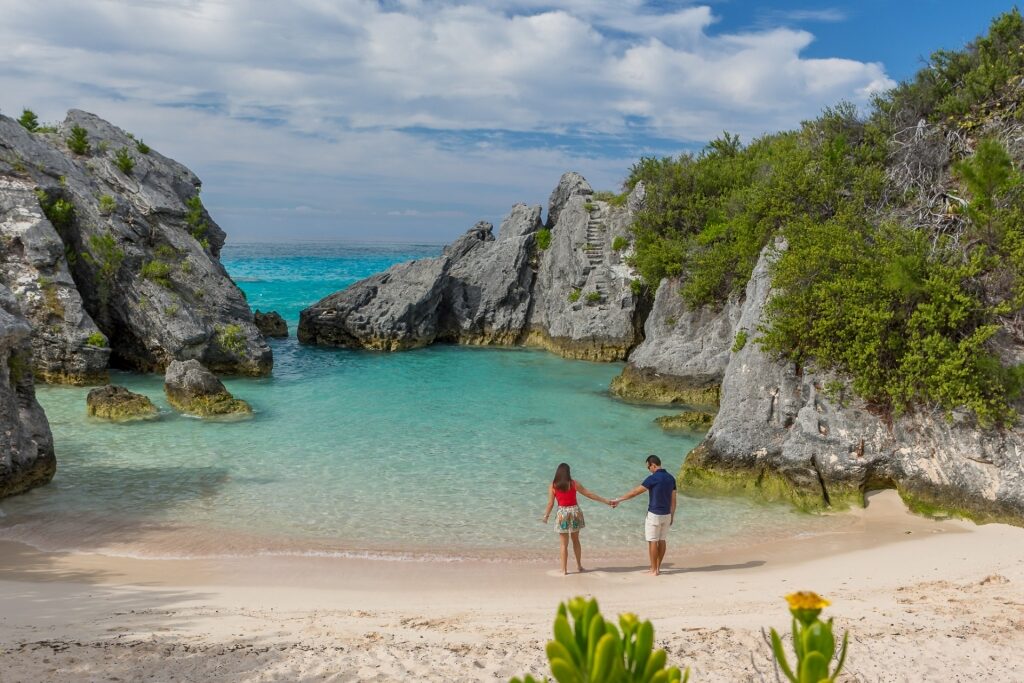 Couple enjoying Jobson's Cove, Bermuda