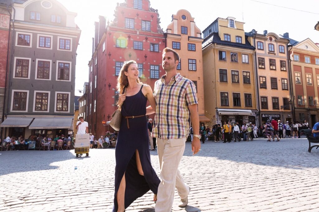 Couple walking the streets of Stockholm, Sweden