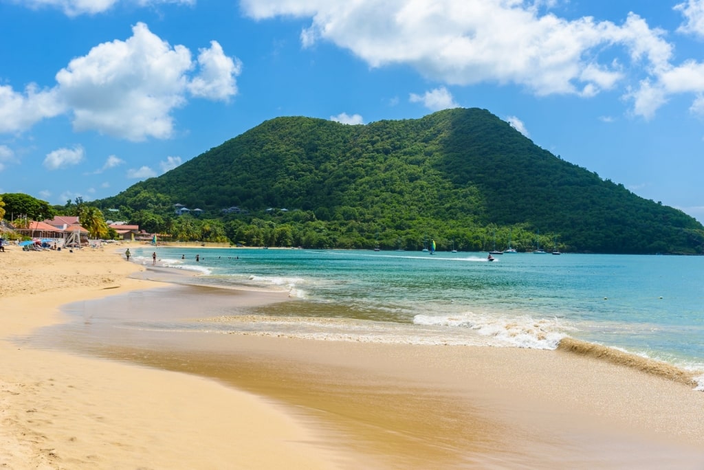 Scenic view of Reduit Beach