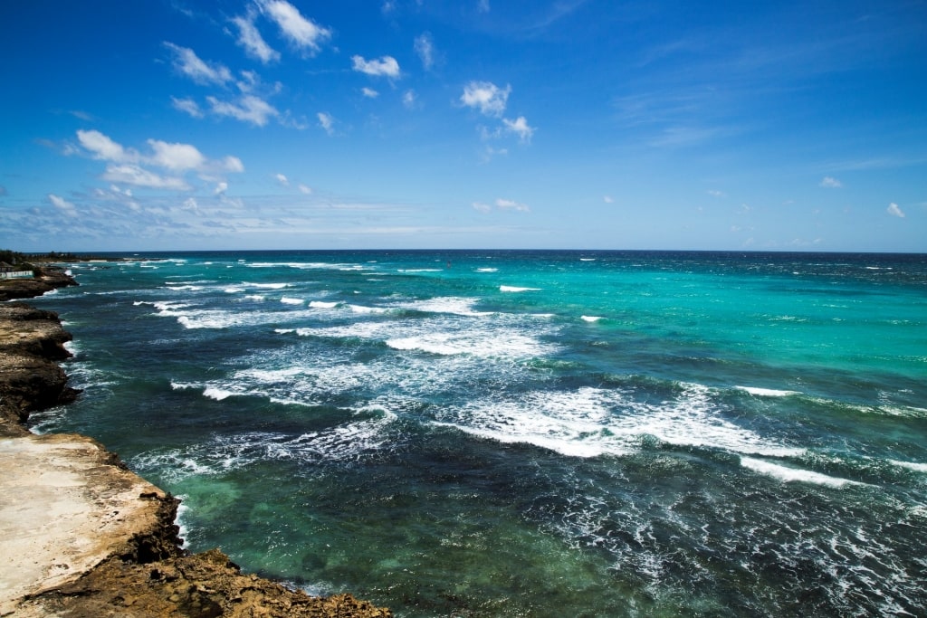 Rocky shoreline of Silver Sands Beach