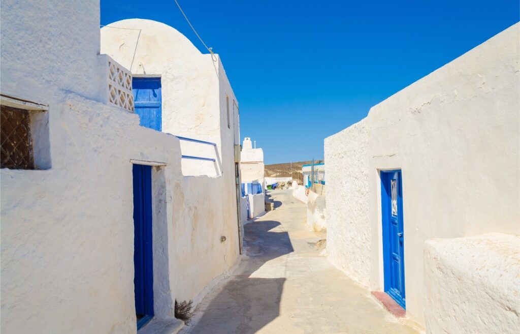 Street view of Manolas, Therasia