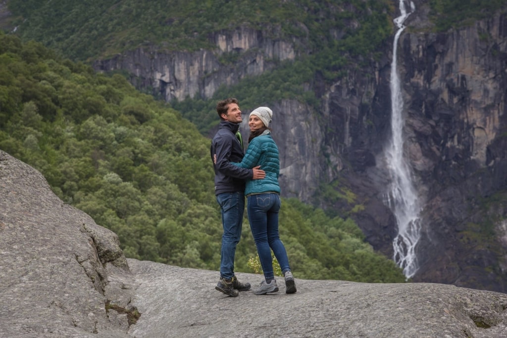 Couple hiking in Geiranger