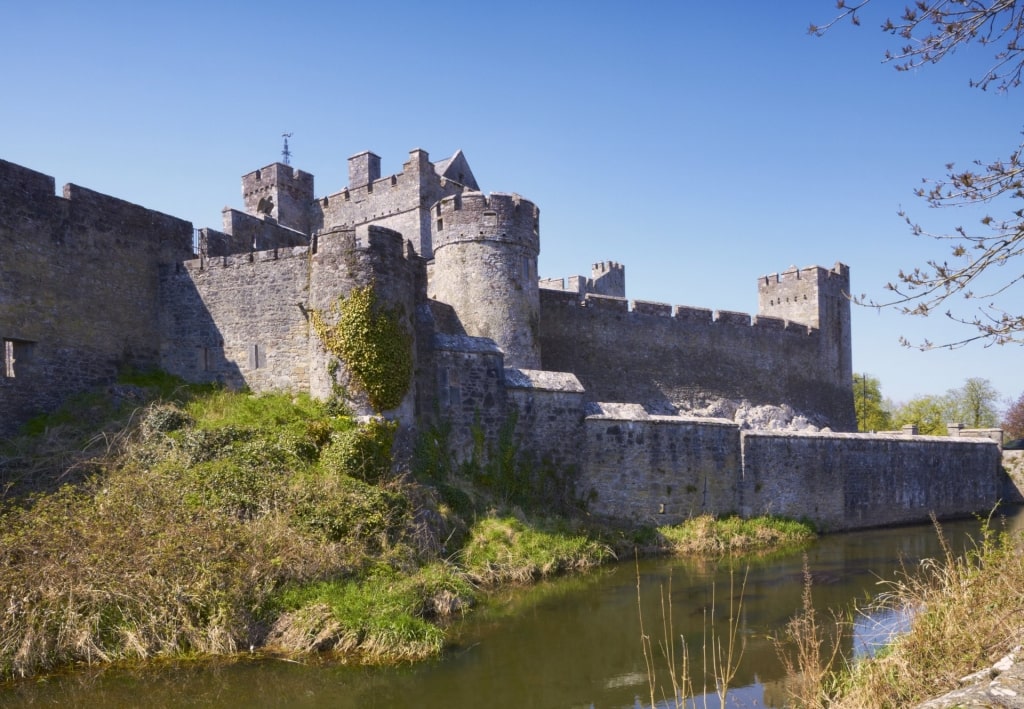 Medieval castles in Europe Cahir Castle