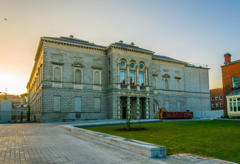 Facade of National Gallery of Ireland