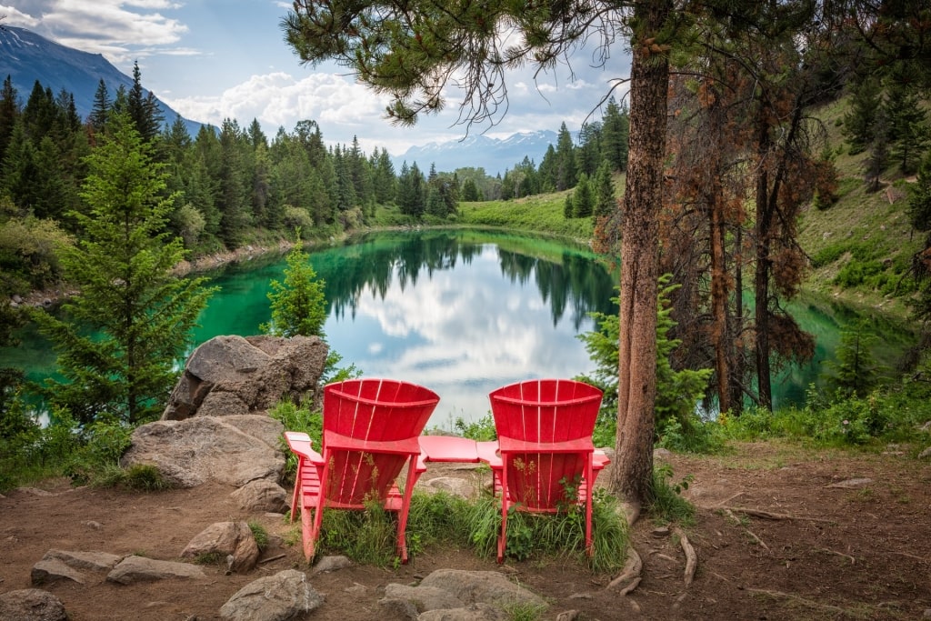 Red chairs spotted in Valley of the Five Lakes