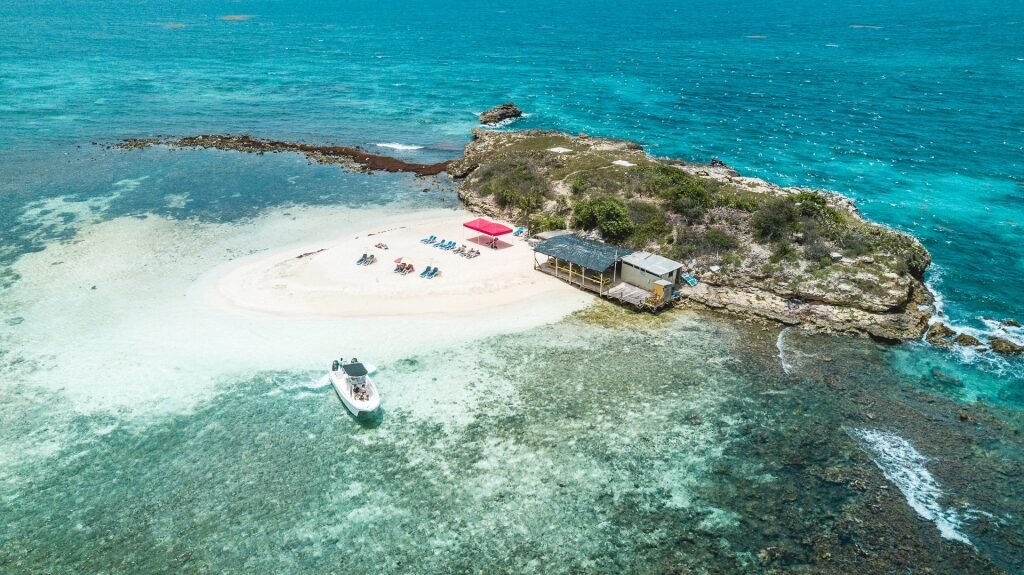 Aerial view of small Prickly Pear Island