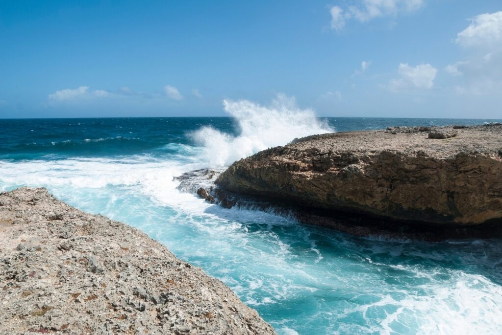 Huge waves in Boca Tabla National Park