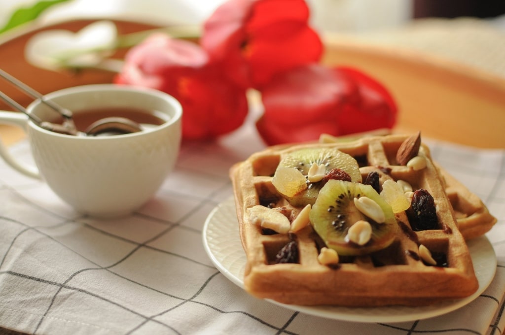 Tea with Belgian waffles