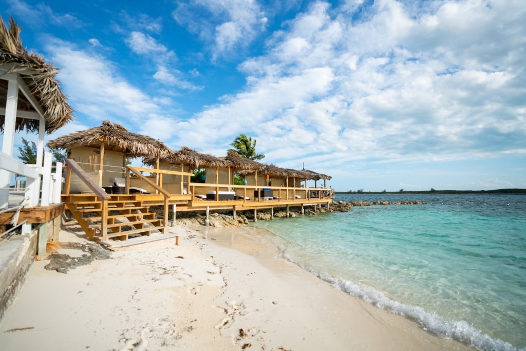 White sand beach and clear blue waters of a beach in Bahamas