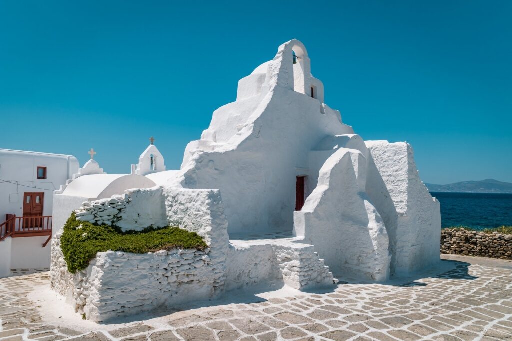 White-washed building of Panagia Paraportiani