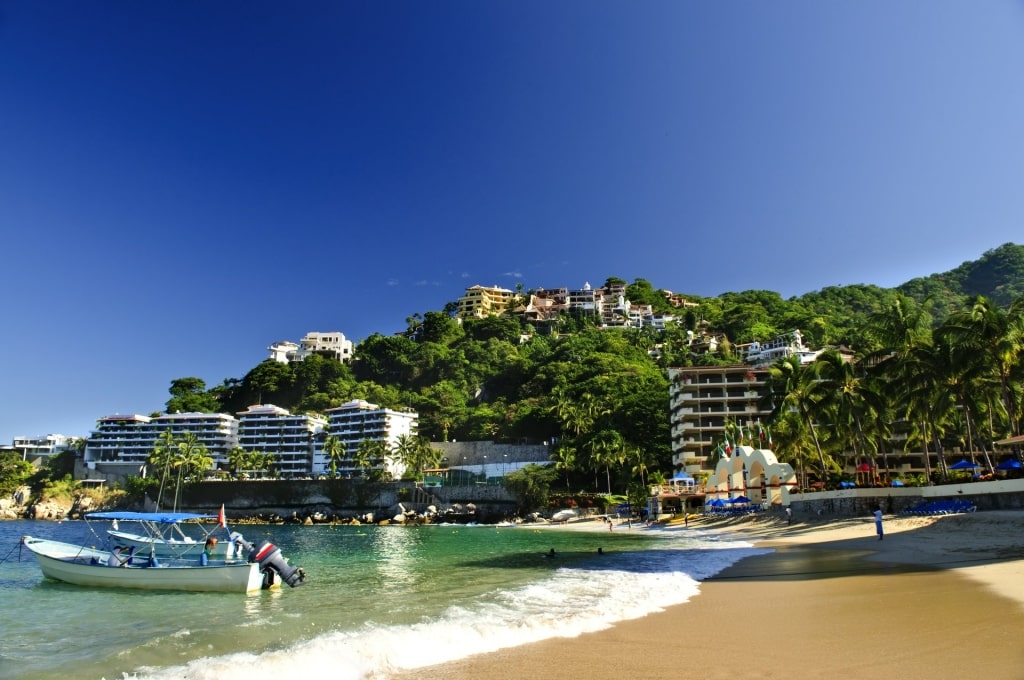 Sandy beach of Playa Mismaloya