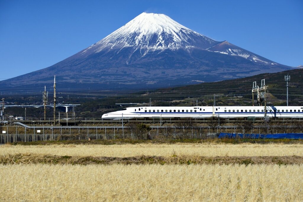 What is Japan known for - Tokaido Shinkansen