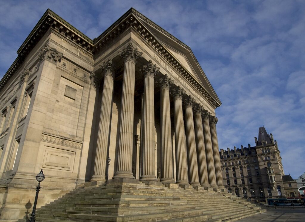 Fun things to do in Liverpool - St. George’s Hall