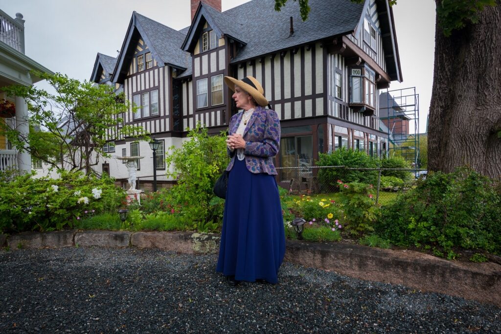 Things to do in Bar Harbor Maine - Victorian walking tour