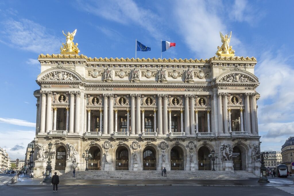 Elegant exterior of Palais Garnier