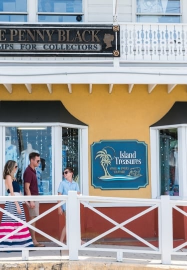 Travel gifts for dad - Grand Cayman cruise