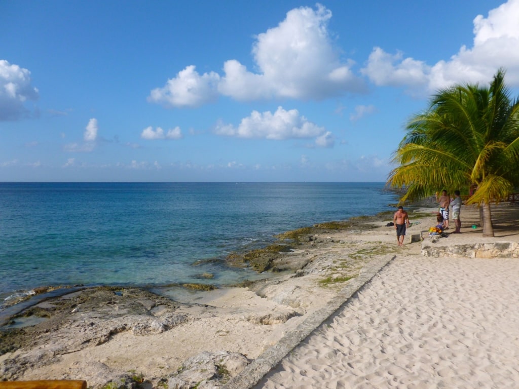 Quiet beach of Playa Dzul-Ha