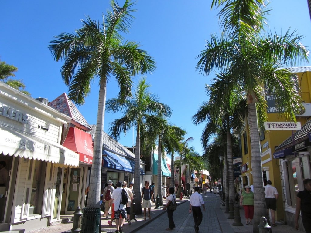 Shops lined up in Front Street