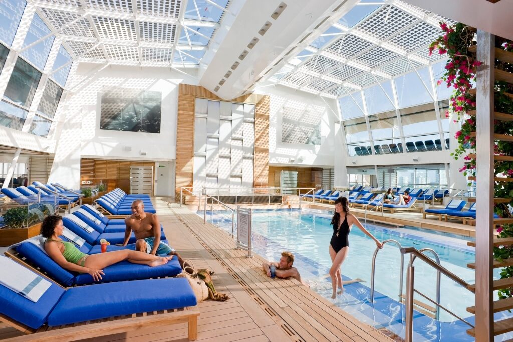 What is included on a cruise - solarium