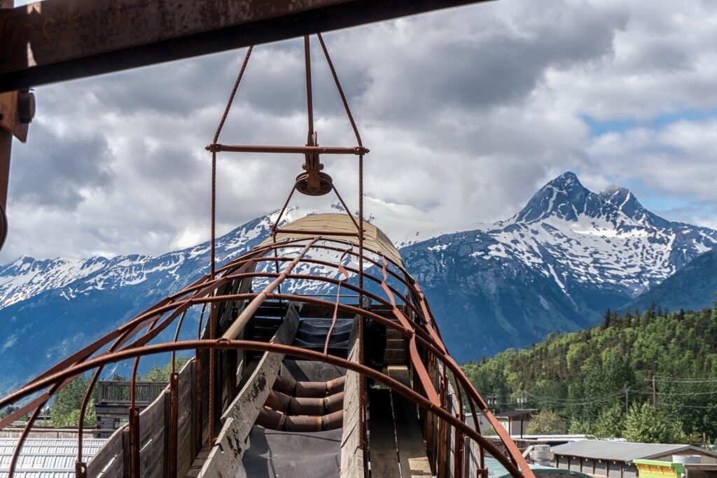 Old mining machine at the Alaska 360’s Dredge Town