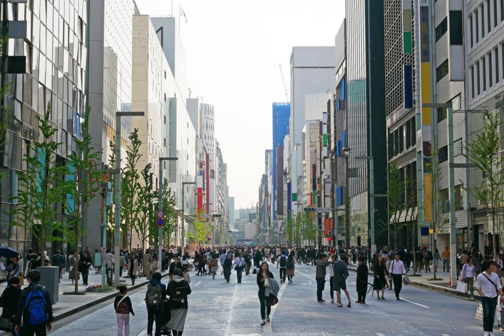 6 best speciality shopping districts in Tokyo