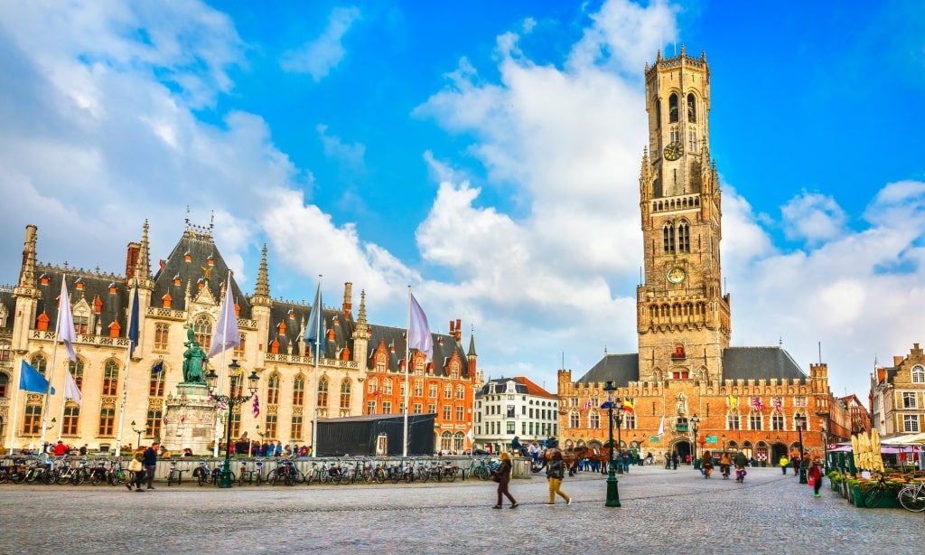 Beautiful buildings towering over Markt Square