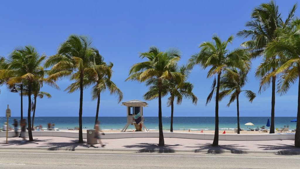 Visit Fort Lauderdale Beach, one of the best things to do with kids in Fort Lauderdale