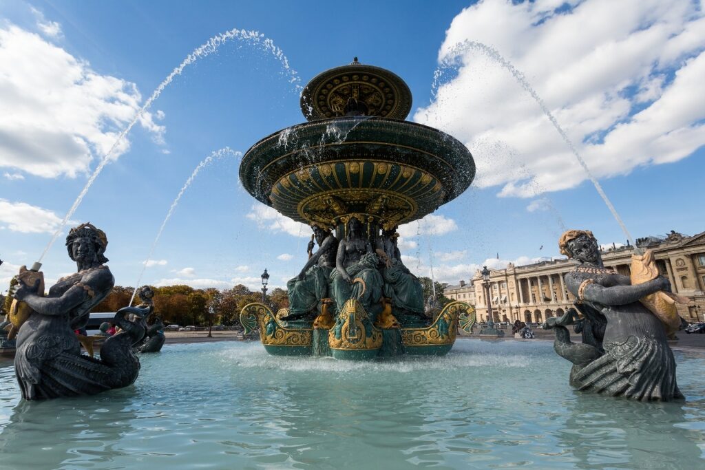 Iconic fountain in Place de la Concorde