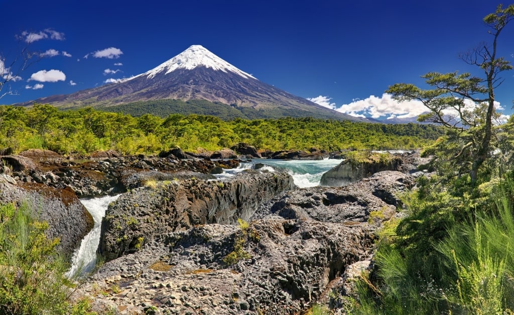 Majestic view of snowcapped Osorno