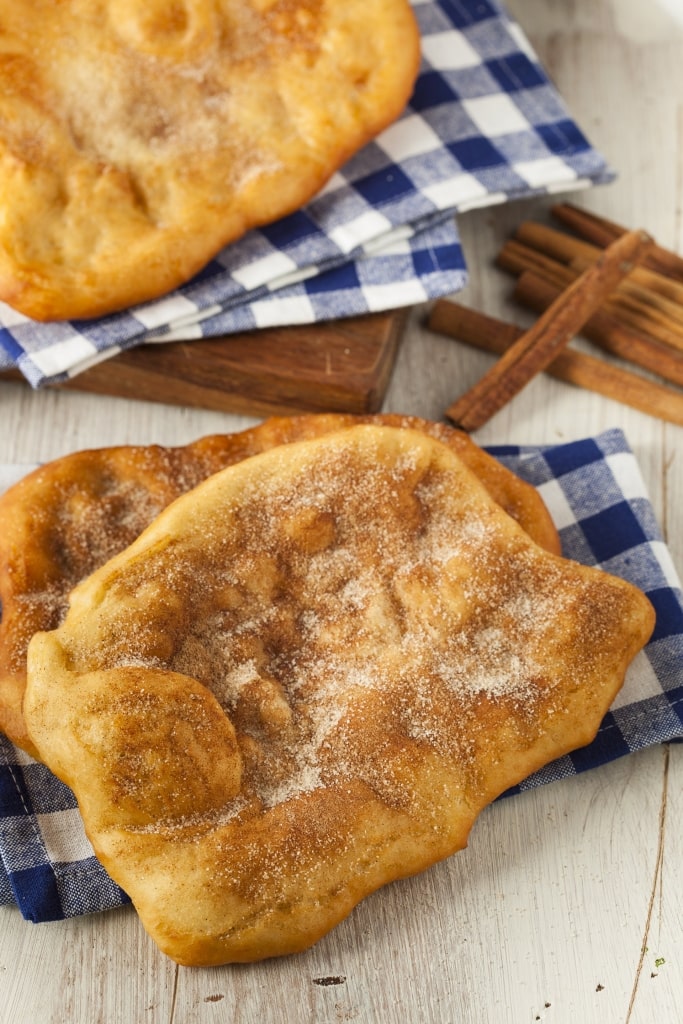 Plate of popular tortas fritas