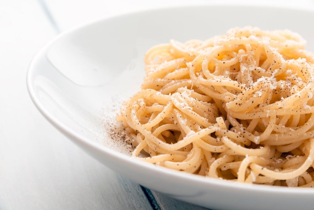 Bowl of delicious Cacio e Pepe