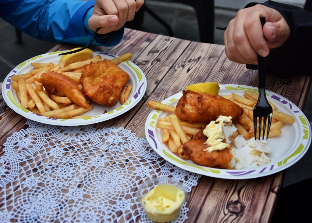 People eating Norwegian food