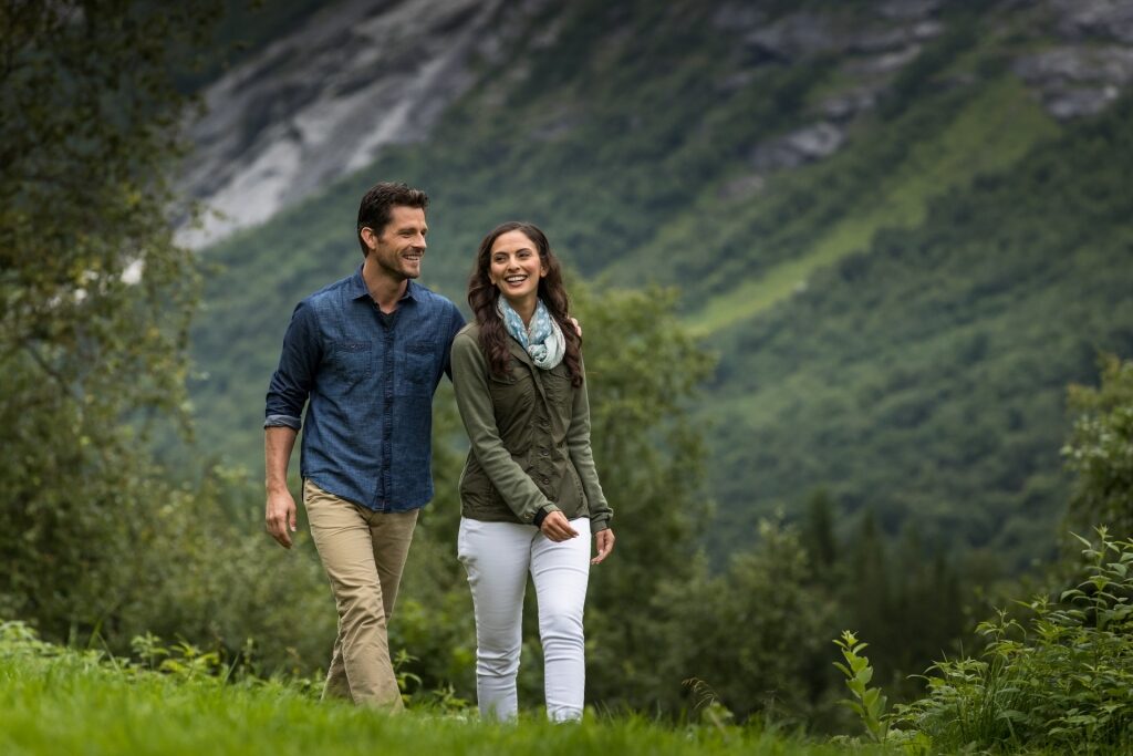 Couple hiking in Norway
