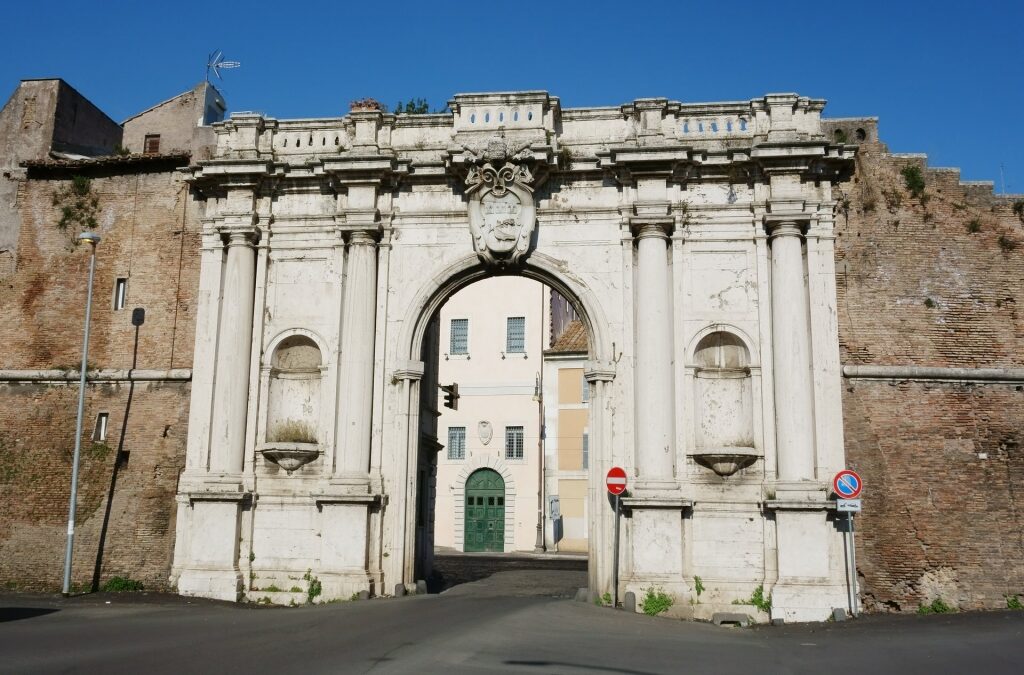 Popular gate at the Porta Portese, Rome