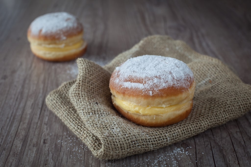 Decadent Krapfen alla crema