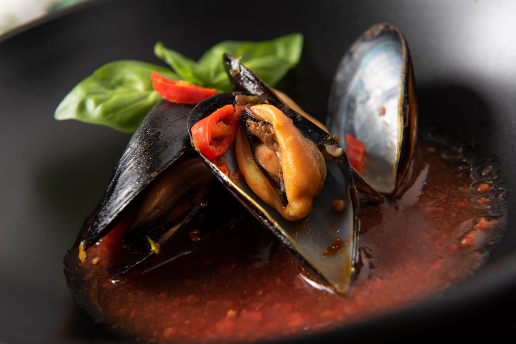 Plate of mussels alla marinara