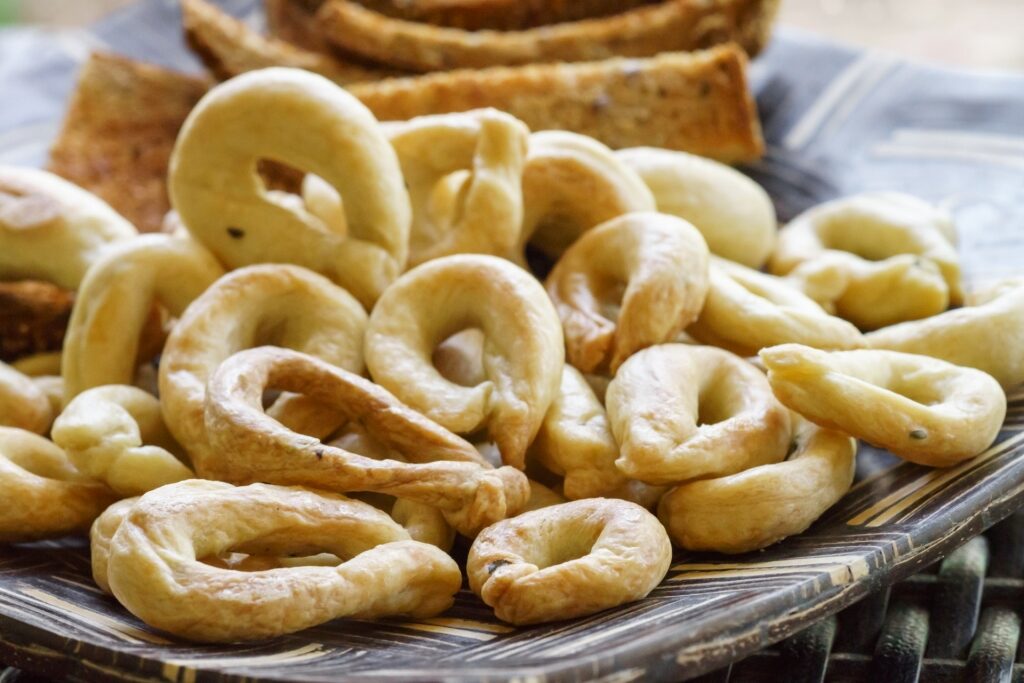 Plate of taralli biscuits