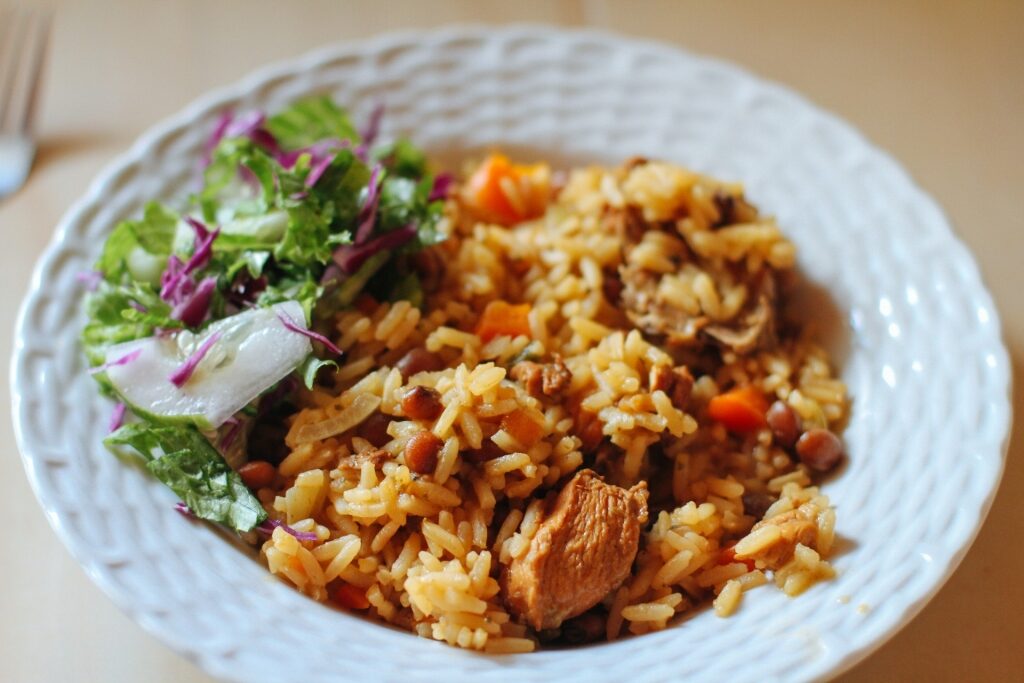 Plate of savory pelau