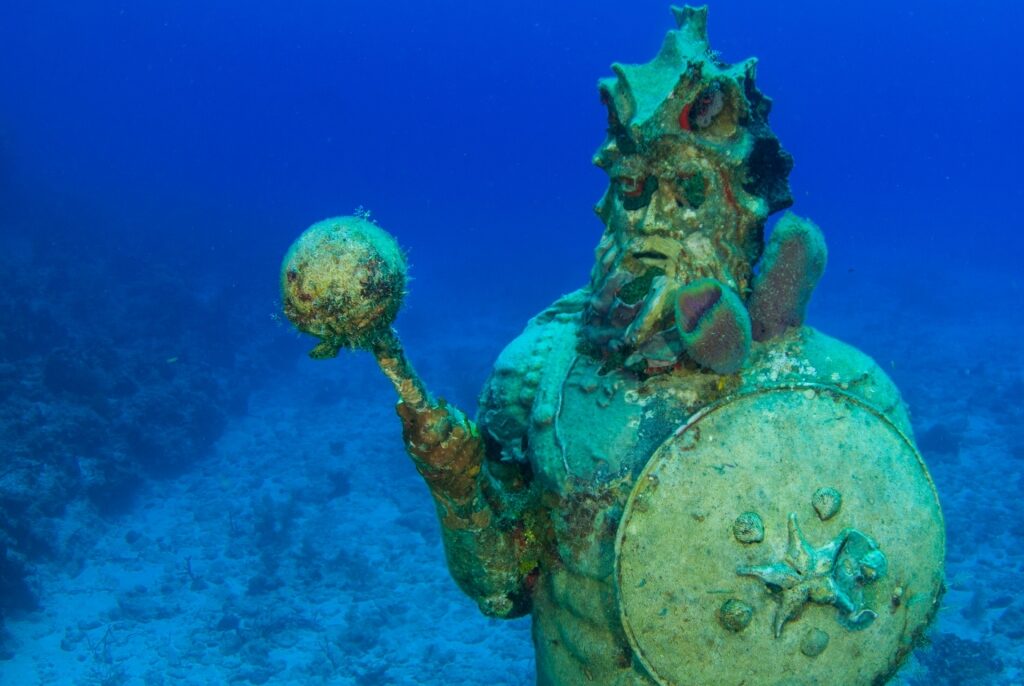 “Guardian of the Reef”, one of the most popular underwater statues in the world