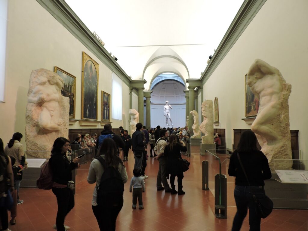 Hall of Prisoners leading to David sculpture