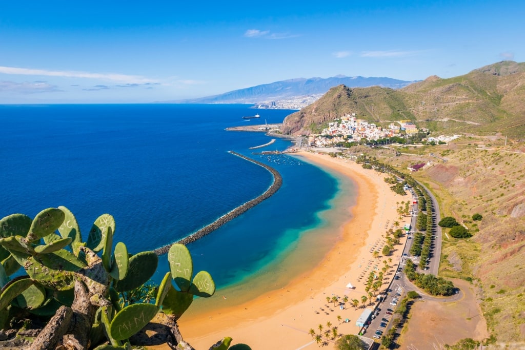 Golden sands of Las Teresitas Beach