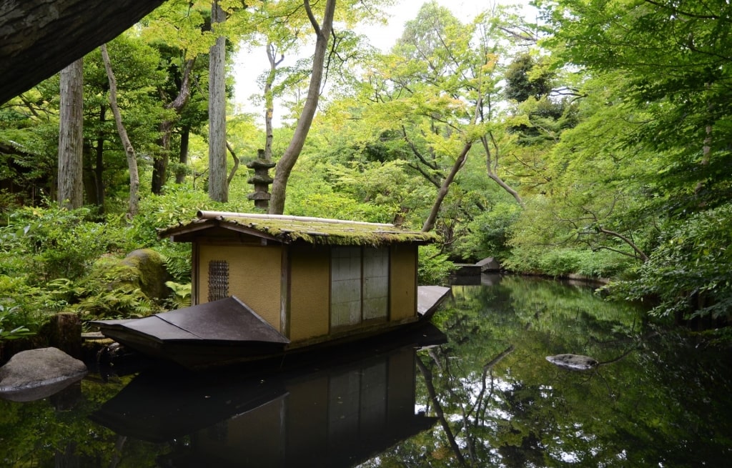 Teahouse in Nezu Museum Garden