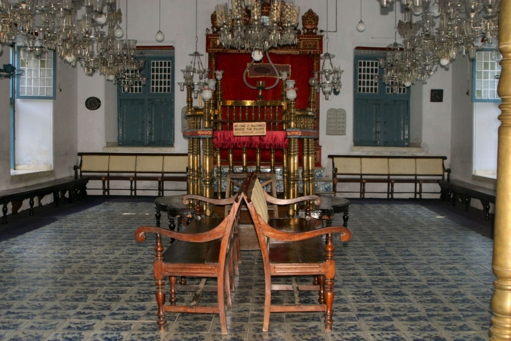 Interior of Paradesi Synagogue