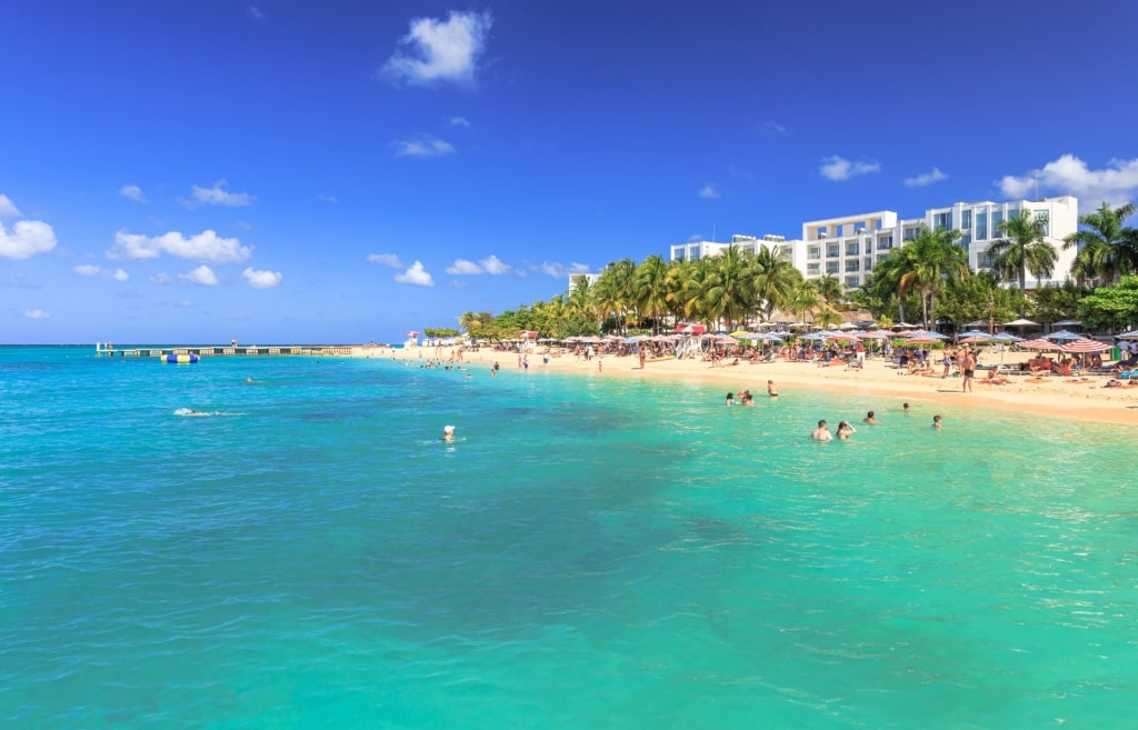 Clear blue water of Doctor’s Cave Beach