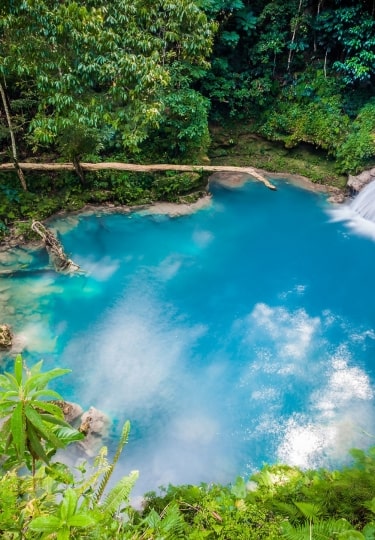 What is Jamaica known for - The Blue Hole
